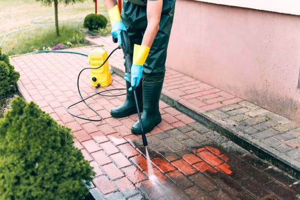 Garage Pressure Washing in Sour Lake, TX